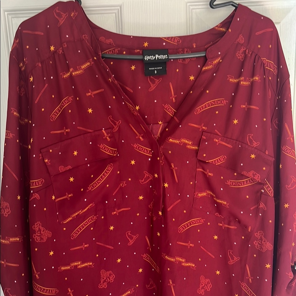 Warner Bros. Women's Red Gryffindor Top